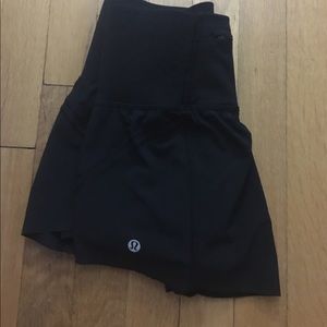 Lululemon Black Shorts Size 4